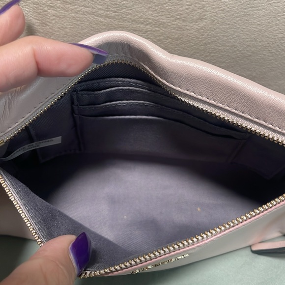 COACH WRISTLET PINK With Printed sides NWOT Medium size - Picture 3 of 7